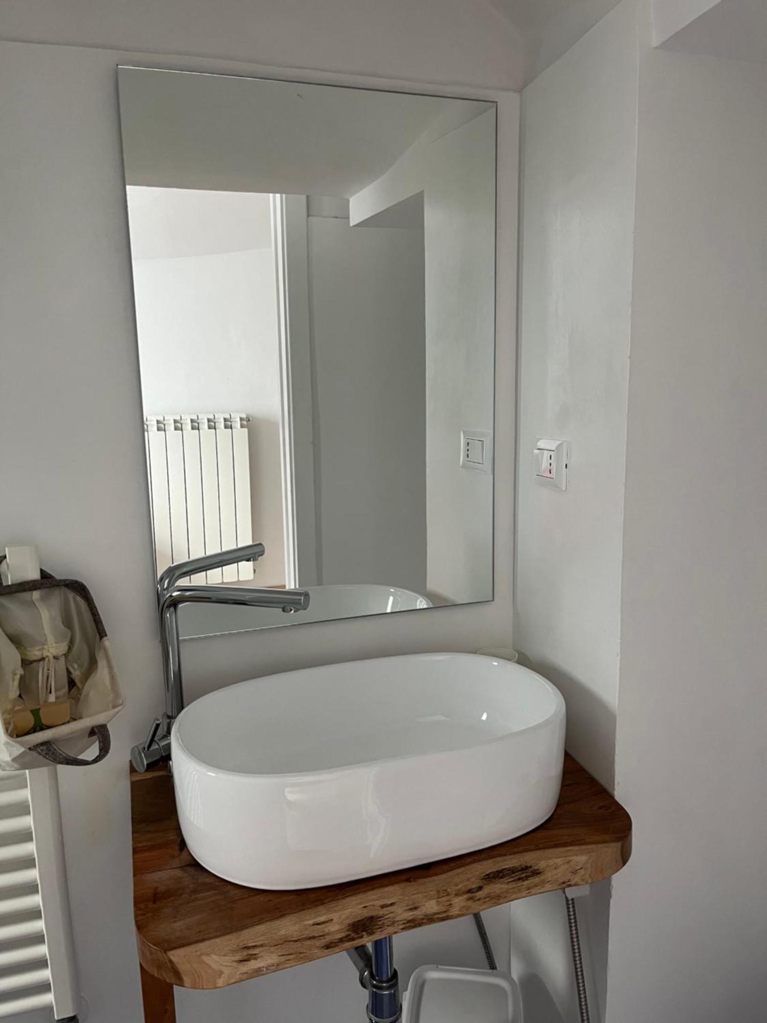 Ostuni 21Mqsuitehomes, Appartamento Con Mini Piscina Privata, Appartamenti Con Vasca Idromassaggio & Appartamenti Standard Exterior foto